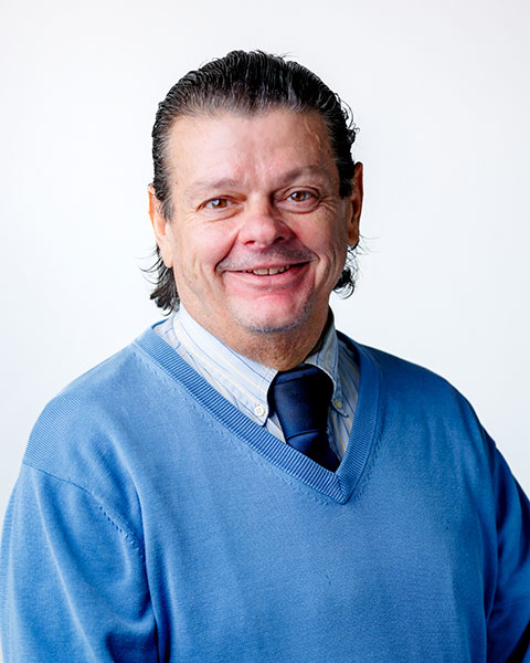 Steven Adamo headshot.